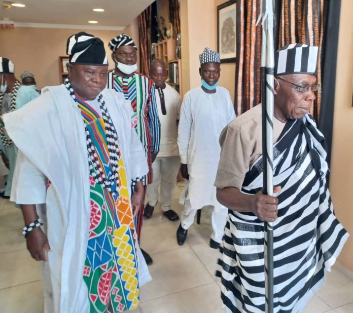 Obasanjo and Benue delegation Obasanjo and Benue delegation