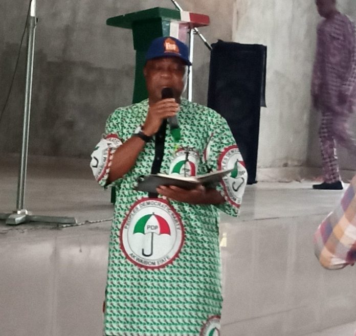 Mr Iniama Presenting his blueprint to the party excos
