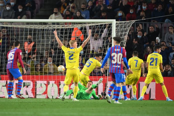 Barcelona vs Cardiz