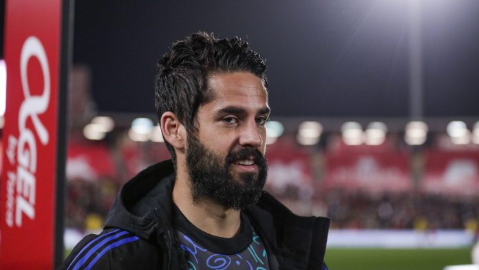 isco-reaches-agreement-to-join-real-betis-on-free-transfer-scaled