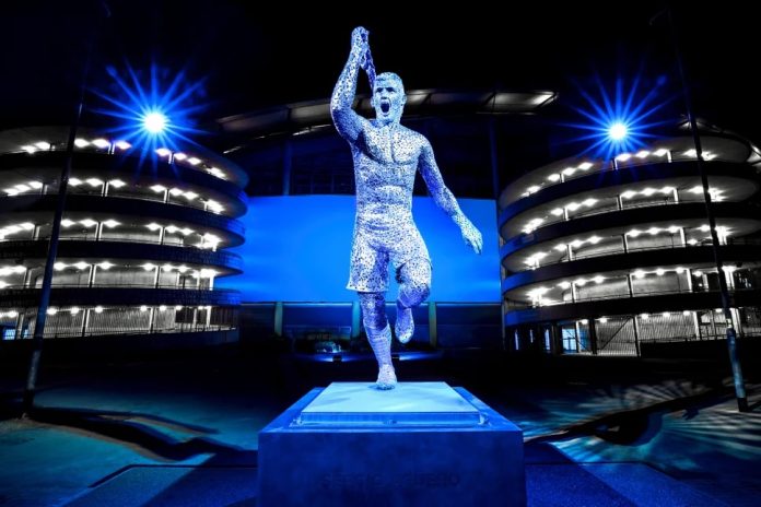 Man City Unveil Aguero Statue