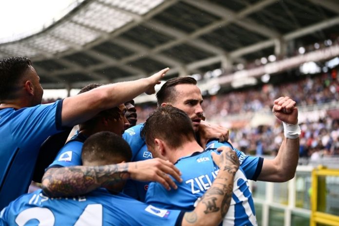 Napoli Consolidate Top Three Spot With 1-0 Defeat Of Torino Napoli Consolidate Top Three Spot With 1-0 Defeat Of Torino