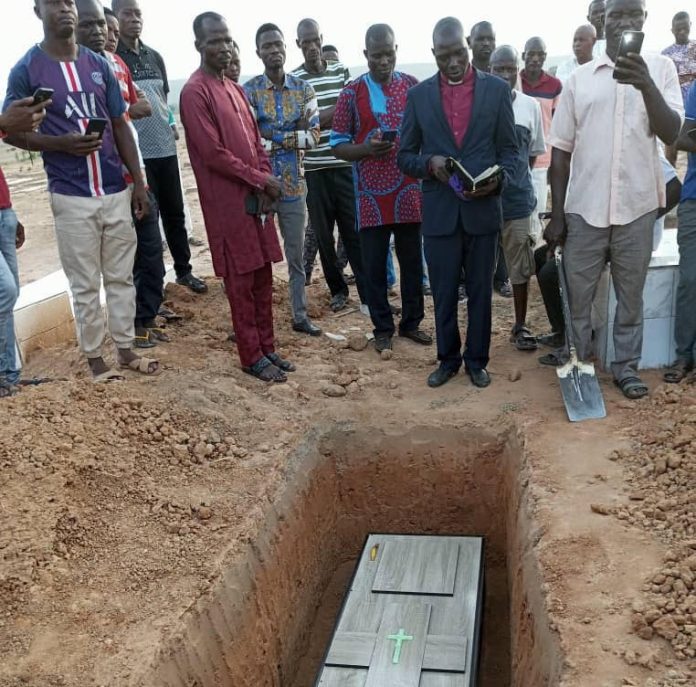 Slain Sokoto College Student Deborah Yakubu Laid To Rest Slain Sokoto College Student Deborah Yakubu Laid To Rest