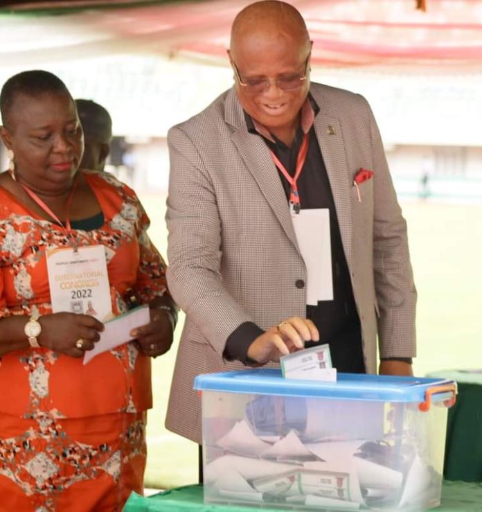 Uno Eno Emerges Akwa Ibom PDP Guber Candidate, Extends Olive Branch To Losers