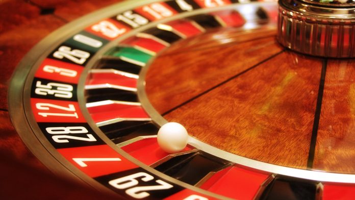 ://www.dreamstime.com/royalty-free-stock-image-casino-roulette-i