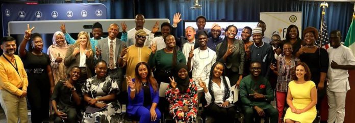 A cross section of the 2021 cohort of the Carrington Youth Fellowship Initiative and their mentors during the graduation ceremony (1)