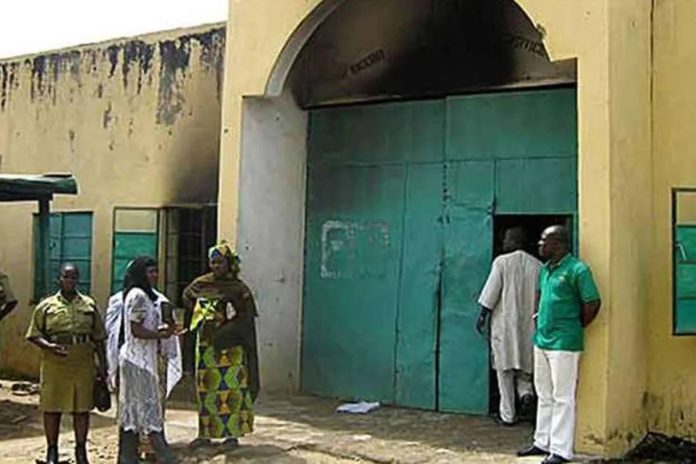 Kuje prison (1)