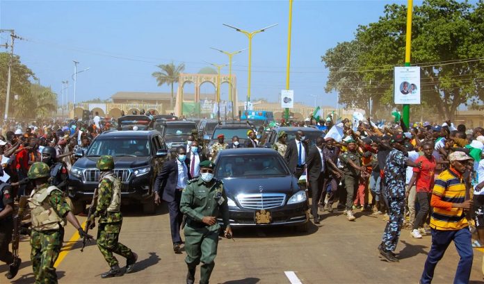 buhari convoy buhari convoy