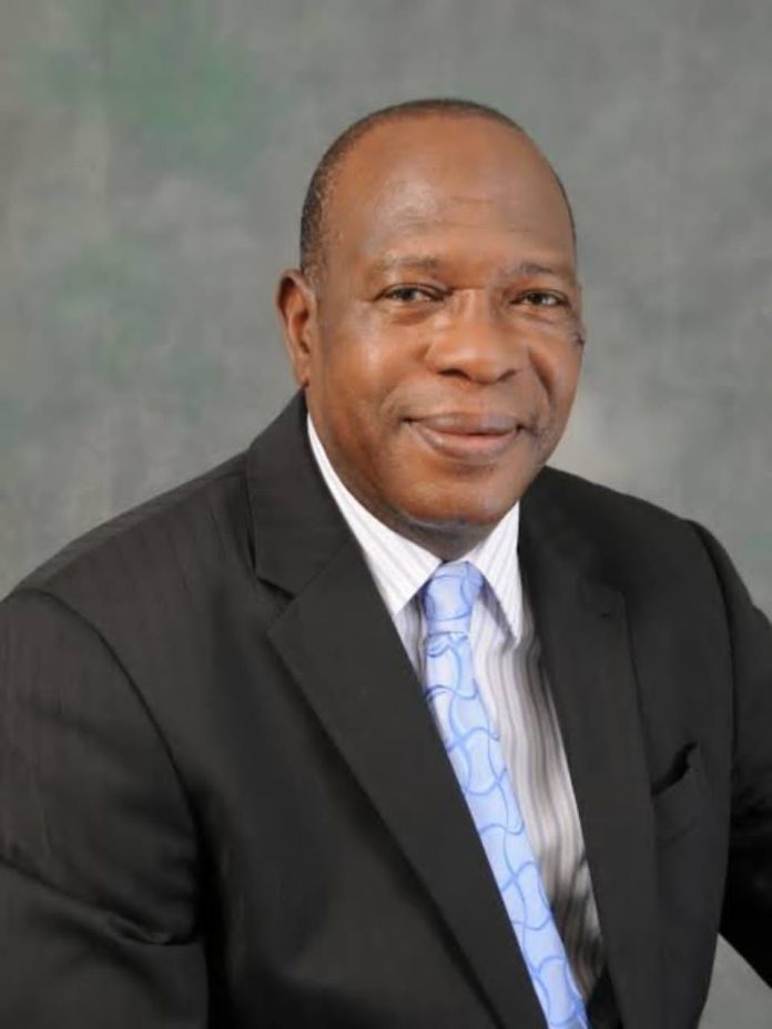 Mr John Chiahemen