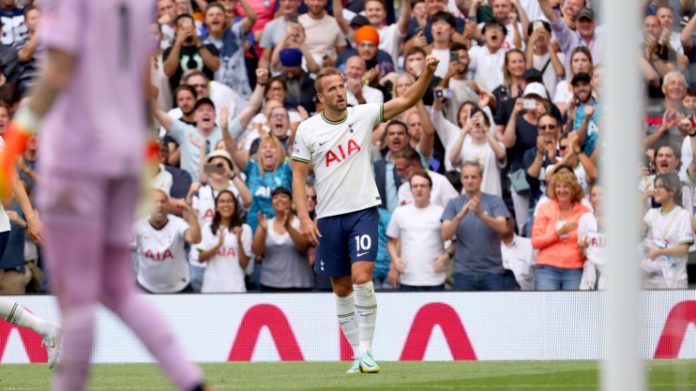 Kane Makes History With Winning Goal For Spurs Against Wolves