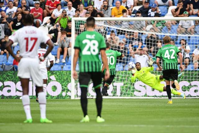 Milan Drop Points Again In Uninspiring Goalless Draw Against Sassuolo Milan Drop Points Again In Uninspiring Goalless Draw Against Sassuolo