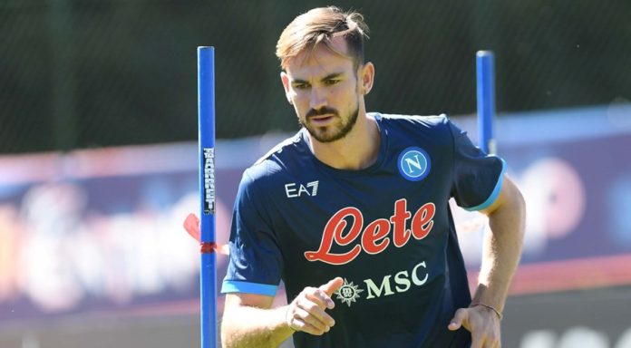 PSG Sign Napoli Midfielder Ruiz As Fifth Summer Acquisition PSG Sign Napoli Midfielder Ruiz As Fifth Summer Acquisition