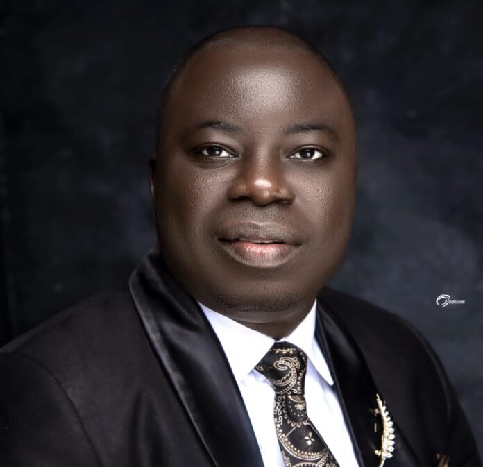Principal Executive of Flyzone Tourism, Awomoyi Ayodeji Principal Executive of Flyzone Tourism, Awomoyi Ayodeji
