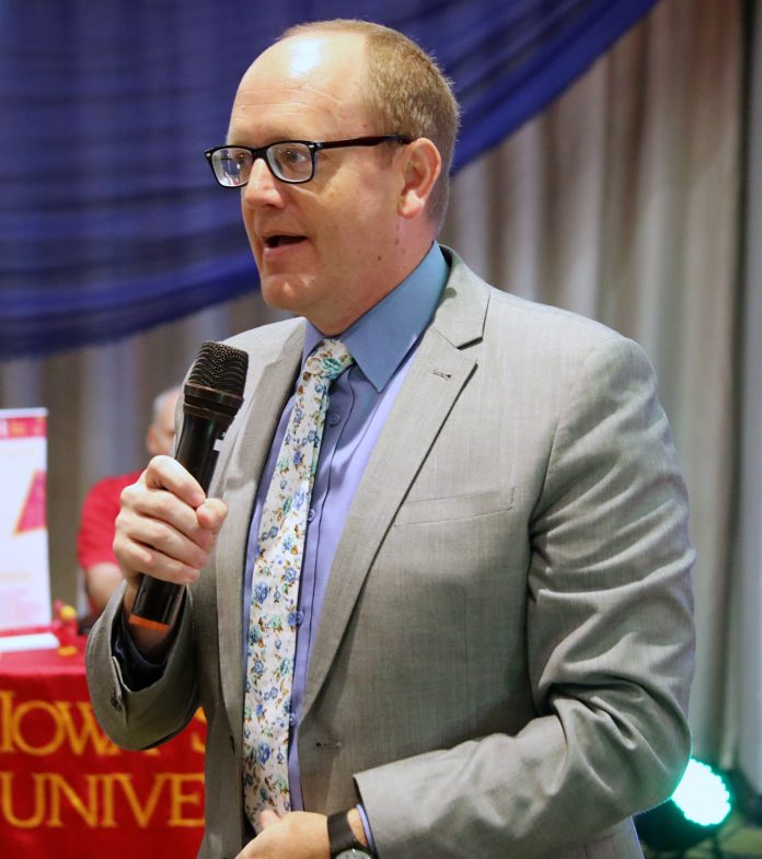 1-5 U.S. Consul General Will Stevens