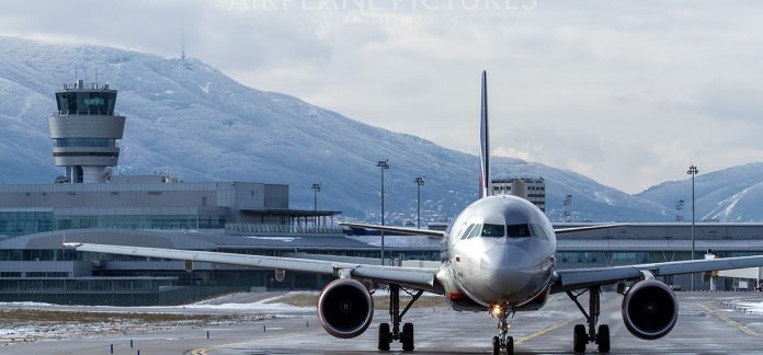 Aviation unions strike