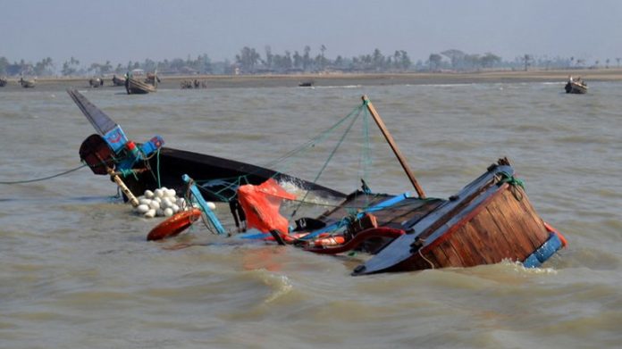 boat capsized