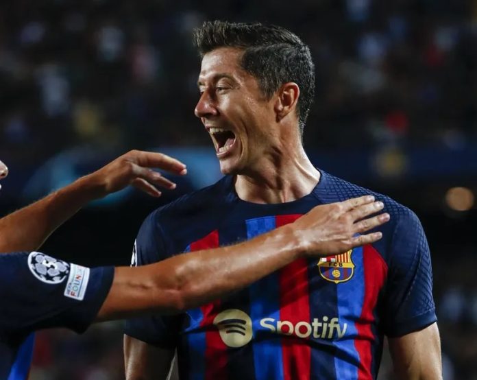 Lewandowski Sets UCL Hat Trick Record In Barca 5-1 Defeat Of Plzen Lewandowski Sets UCL Hat Trick Record In Barca 5-1 Defeat Of Plzen