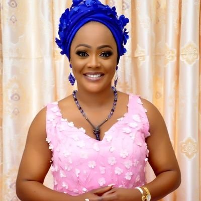 helen paul Lifetime President Award