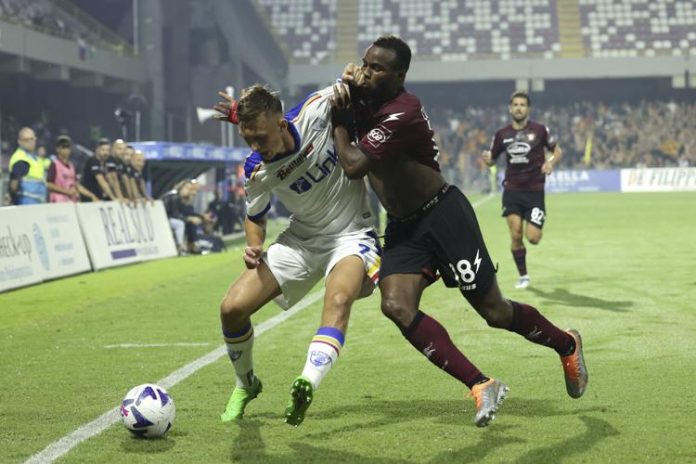 lecce Lecce Defeat Salernitana 2-1