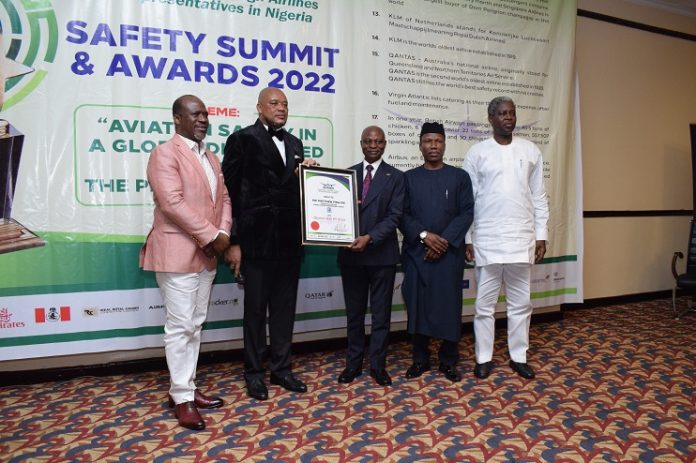Actg. NAMA MD Matthew Lawrence Pwajok (middle) receiving a certificate of induction into Aviation Hall of Fame from Kinsley Nwokoma (AFARN President). Actg. NAMA MD Matthew Lawrence Pwajok (middle) receiving a certificate of induction into Aviation Hall of Fame from Kinsley Nwokoma (AFARN President). With him are AIB Commissioner, Akin Olateru, FAAN MD, Rabiu Yadudu and Director, Airworthiness Standards, NCAA, Kayode Ajiboye.