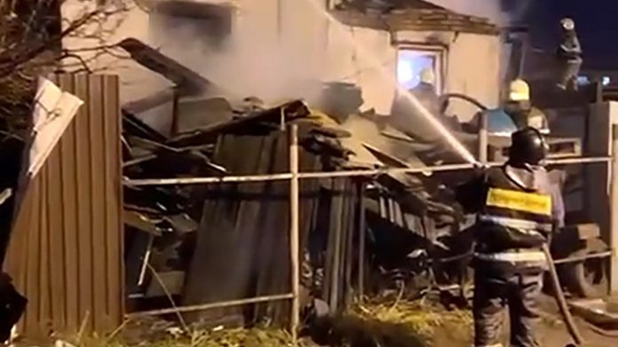 Russian jet crashes