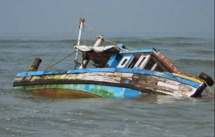 Boat Capsizes