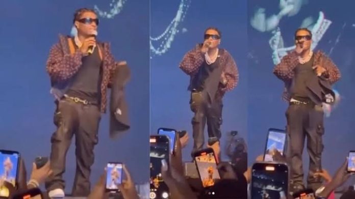 Wizkid performs