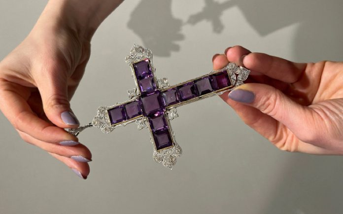 Attallah Cross