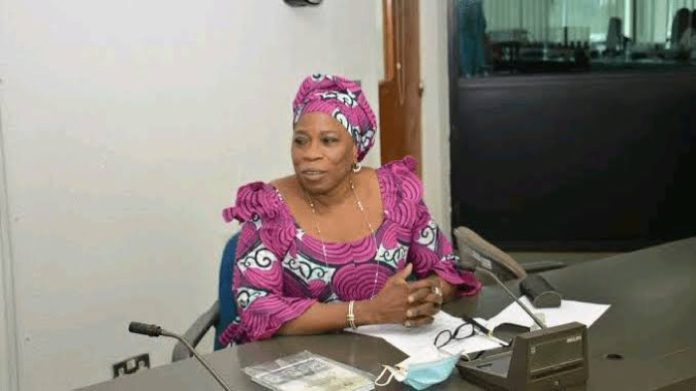 Yosola Akinbi