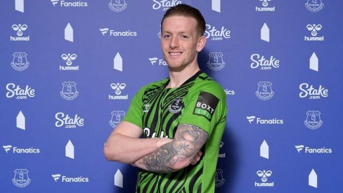 Pickford Extends Contract At Everton