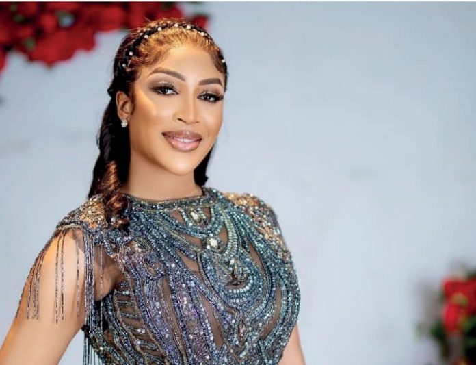 Dabota Lawson