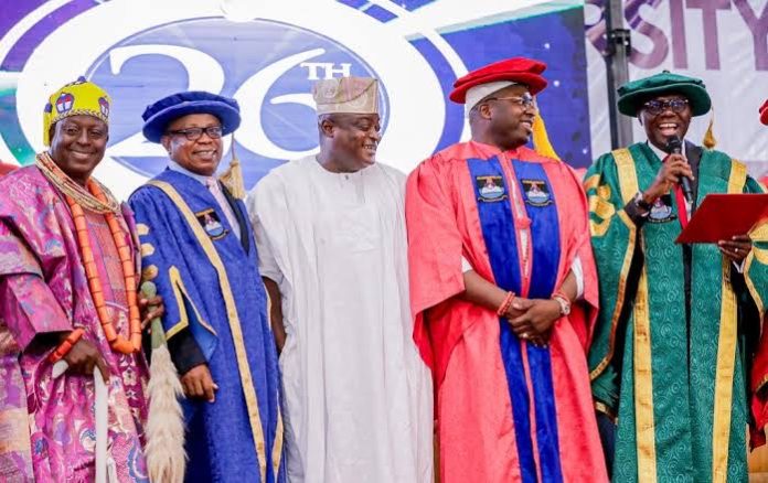 Obasa celebrates graduands lasu