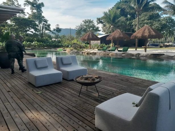 Neymar artificial lake mansion