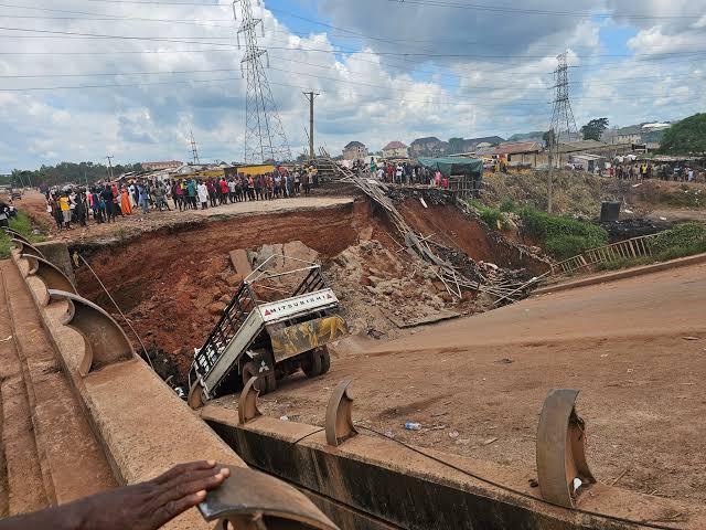 Bridge collapses