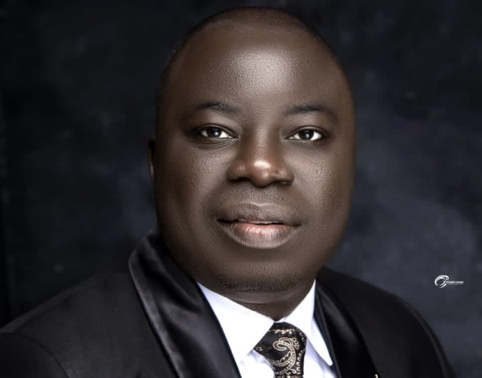 Mr Awomoyi Ayodeji