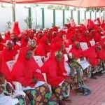 Kano Mass Wedding: 264 Couples’ Wedding Suspended For Testing Positive To Ailments A cross section of just-wedded couples of the Kano State Government-sponsored Mass Wedding at a reception held at a the Government House, Kano,on Saturday.