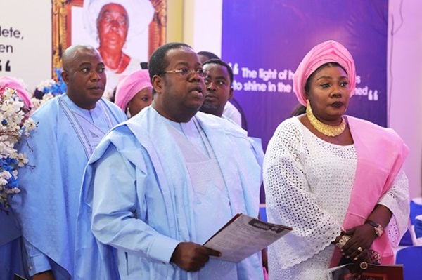 Bisi Onasanya and wife