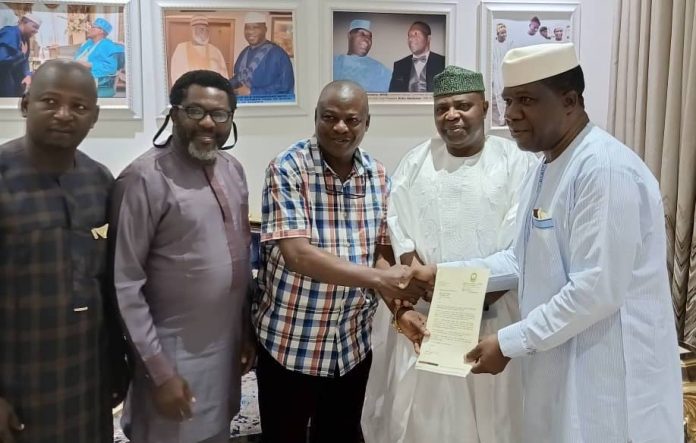 R-L: Leader of the Senate, Senator Opeyemi Bamidele; Chief Executive Officer, Havilah Group, Chief Olarewaju Adesuyi; Deputy Vice Chancellor in charge of Administration, Federal University, Oye Ekiti, Prof. Tajudeen Bolanle; Senior Special Adviser to FUOYE Vice-Chancellor, Dr. Adedayo Shobowale and a Deputy Bursar of the university, Mr. Wapji Nenmatne at the presentation of letters of invitation for the award of honorary doctorate degrees to the senators at his Asokoro residence, Abuja … Thursday R-L: Leader of the Senate, Senator Opeyemi Bamidele; Chief Executive Officer, Havilah Group, Chief Olarewaju Adesuyi; Deputy Vice Chancellor in charge of Administration, Federal University, Oye Ekiti, Prof. Tajudeen Bolanle; Senior Special Adviser to FUOYE Vice-Chancellor, Dr. Adedayo Shobowale and a Deputy Bursar of the university, Mr. Wapji Nenmatne at the presentation of letters of invitation for the award of honorary doctorate degrees to the senators at his Asokoro residence, Abuja … Thursday