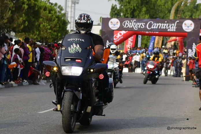 120 Bikers Bikers