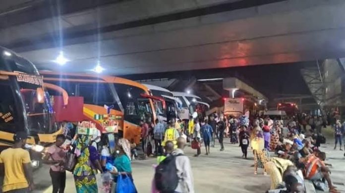 Luxury bus park