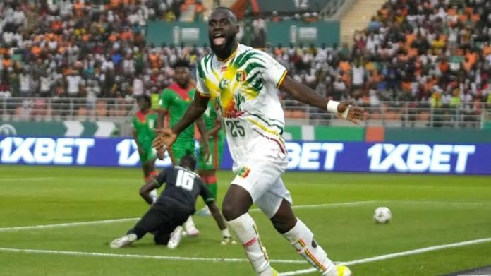 Mali players