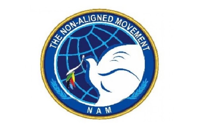 Non-aligned movement