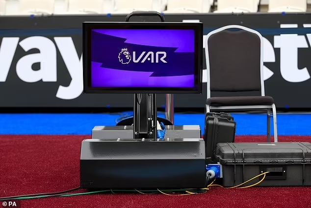 VAR VAR