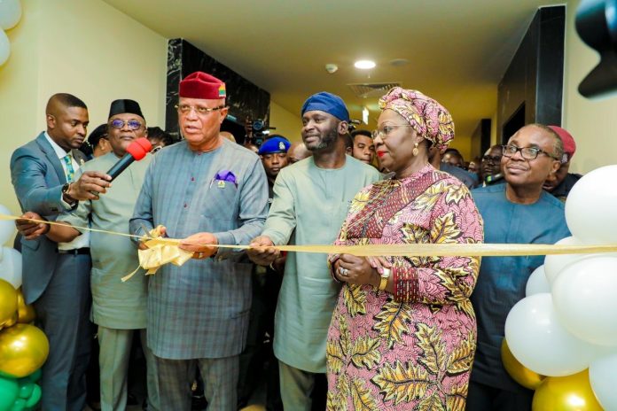 Akwa Ibom State Governor, Pastor Umo Eno; His Deputy, Akon Eyakenyi, and the Managing Director/Chief Executive Officer of the Bank of Industry (BOI), Dr. Olasupo Olusi, during the commissioning of the BOI office in Uyo, on Tuesday. Akwa Ibom State Governor, Pastor Umo Eno; His Deputy, Akon Eyakenyi, and the Managing Director/Chief Executive Officer of the Bank of Industry (BOI), Dr. Olasupo Olusi, during the commissioning of the BOI office in Uyo, on Tuesday.