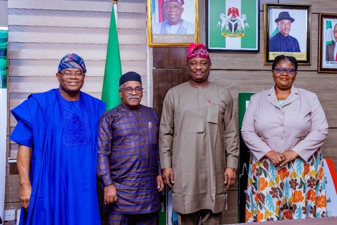 The Honourable Minister of Aviation and Aerospace Development, Festus Keyamo (2nd right); High Commissioner of the Republic of Trinidad and Tobago to Nigeria, Ambassador H.E Wendell V.C De Landro (2nd left) and other delegates at a meeting convened by the Minister in Abuja on Tuesday.