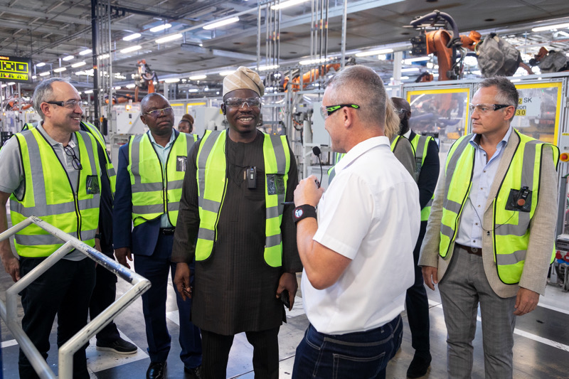 Osanipin and his team listen to some explanations right inside VW Kariega plant - THEWILL NEWS MEDIA Osanipin and his team listen to some explanations right inside VW Kariega plant