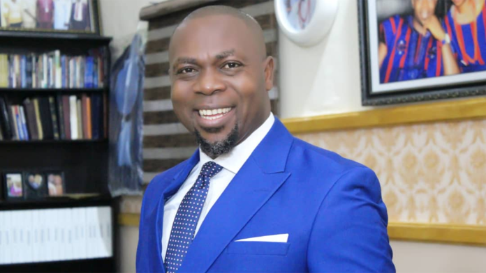 Pastor Azemhe Azena Pastor, Azemhe Azena