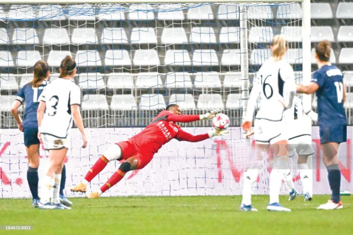 nnadozie-saves-penalty