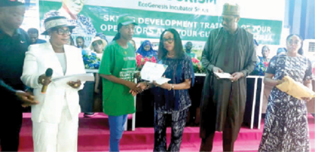 FG Empowers 40 Youths In Epe FG Empowers 40 Youths In Epe