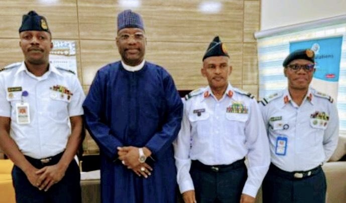 The Managing Director of NAMA, Engr Ahmed Umar Farouk (2nd left), Air Vice Marshal Abubakar Abdulkadir (2nd right) and other NAF officers when a delegation from the Nigerian Air Force (NAF) met with the NAMA MD at the agency’s corporate headquarters in Abuja recently. The Managing Director of NAMA, Engr Ahmed Umar Farouk (2nd left), Air Vice Marshal Abubakar Abdulkadir (2nd right) and other NAF officers when a delegation from the Nigerian Air Force (NAF) met with the NAMA MD at the agency’s corporate headquarters in Abuja recently.